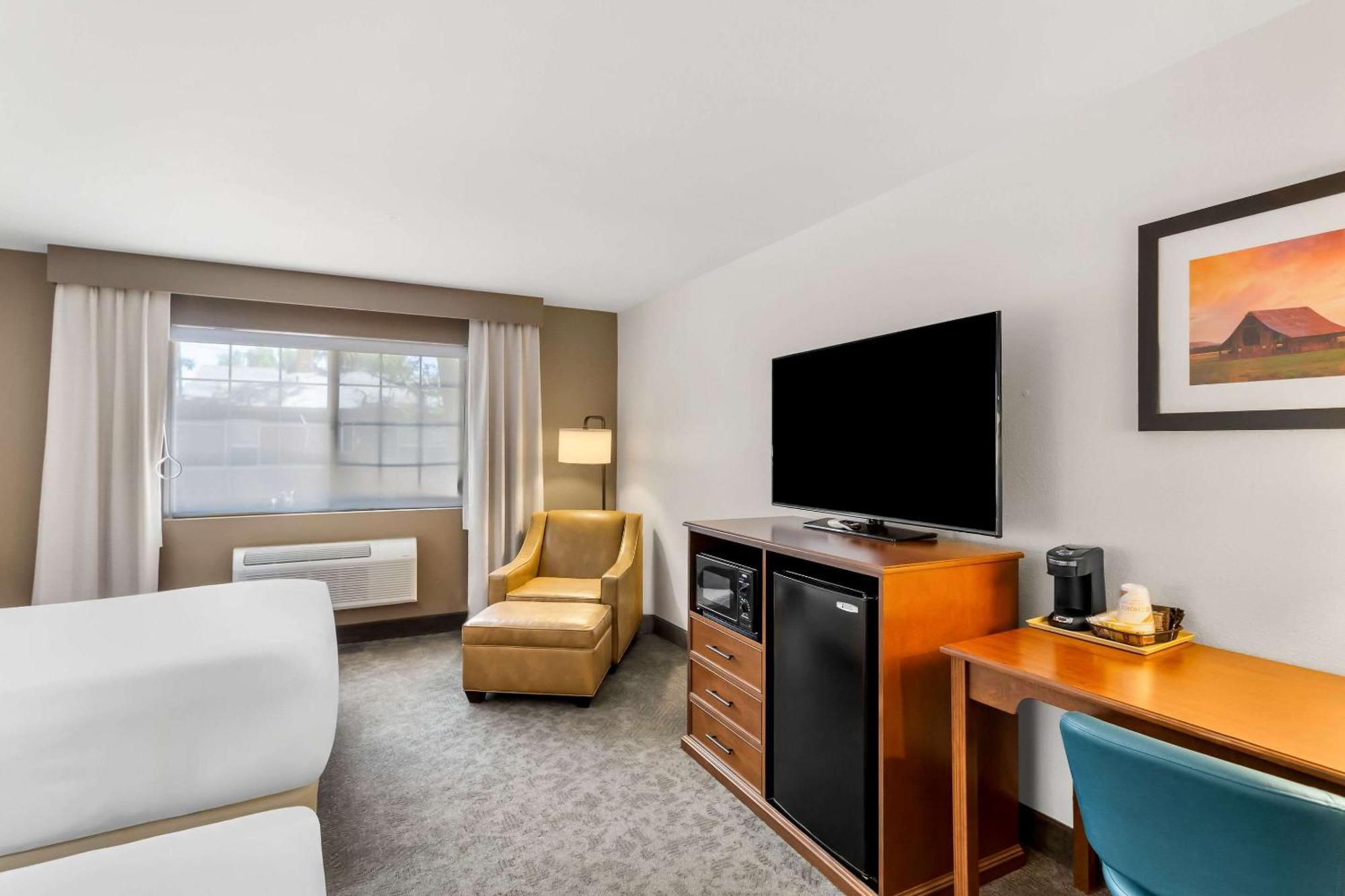 Comfort Inn & Suites Susanville Esterno foto