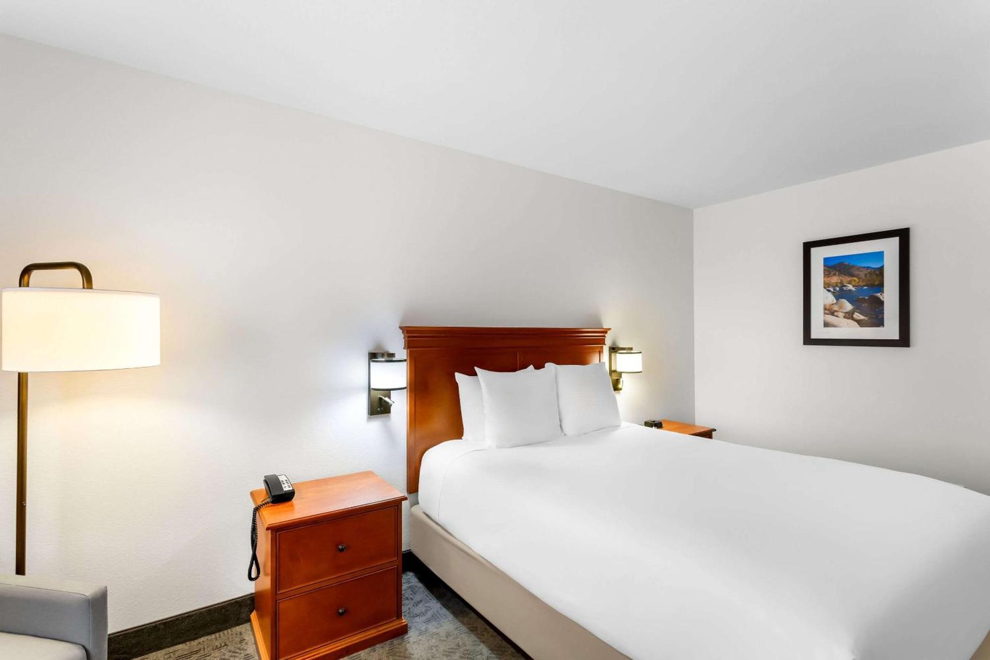 Comfort Inn & Suites Susanville Esterno foto