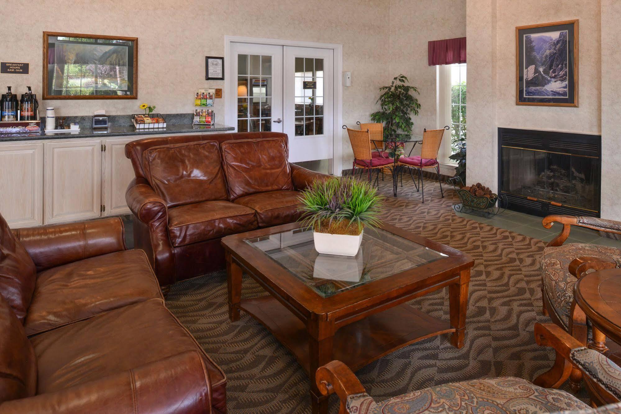 Comfort Inn & Suites Susanville Esterno foto