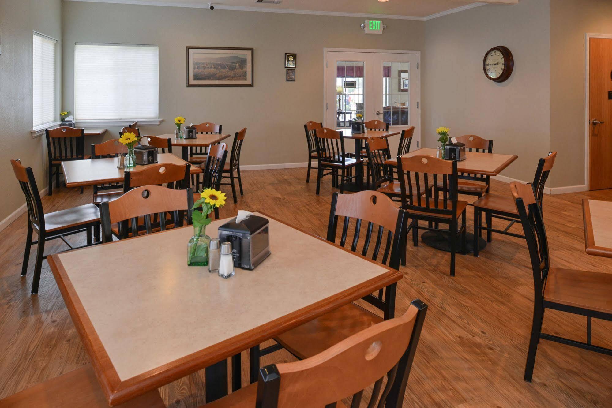 Comfort Inn & Suites Susanville Esterno foto